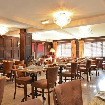 Celtic - Restaurant & Bar 2*