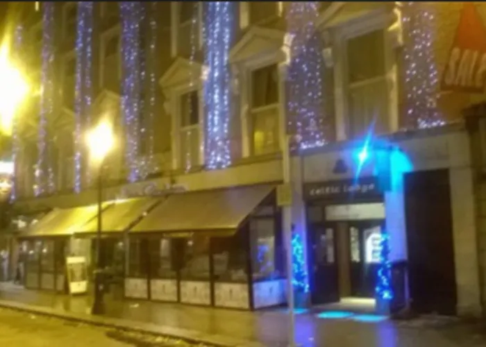 Celtic - Restaurant & Bar בית הארחה